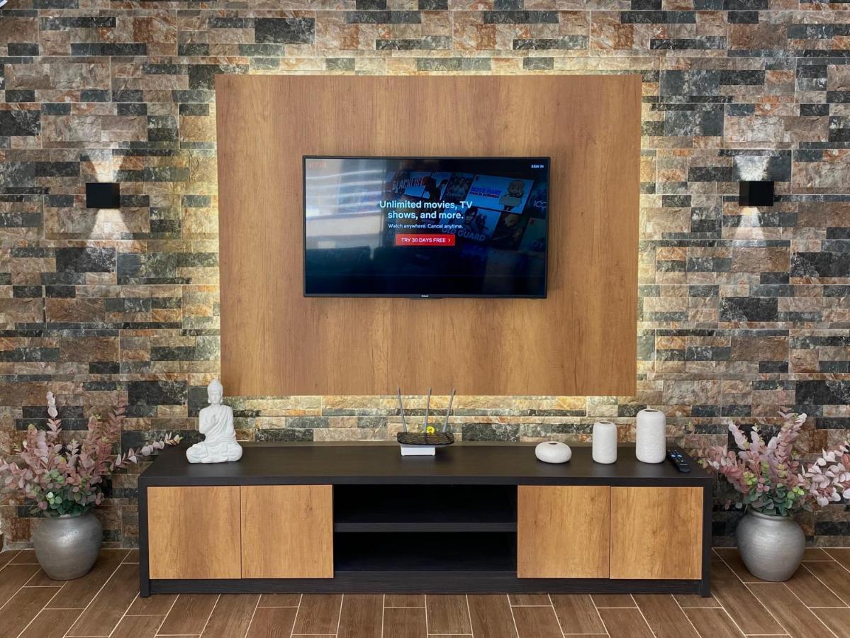 Eka Luxury Apartment *