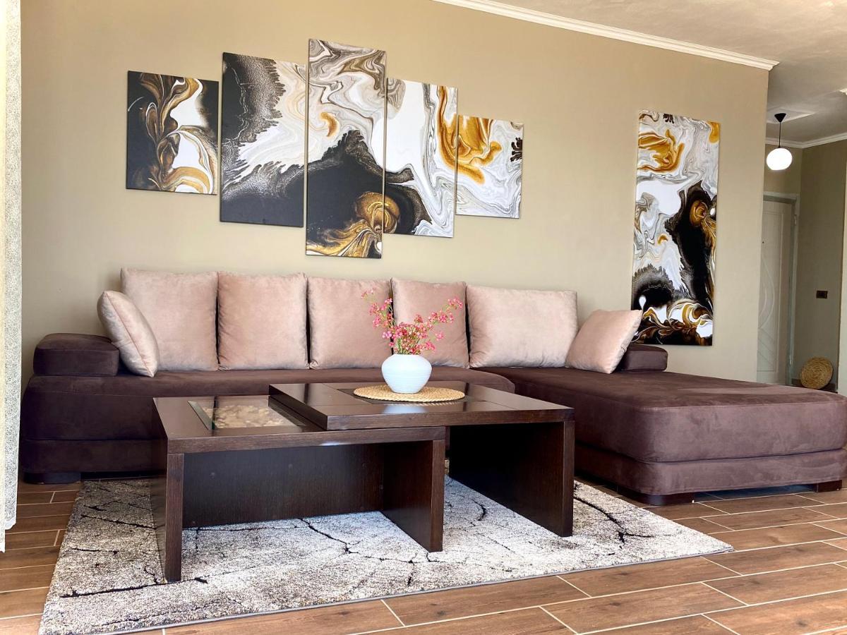 Eka Luxury Apartment